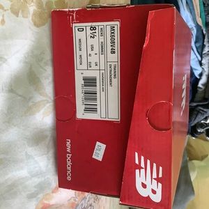 New Balance Black Tennis Shoes Size 8 1/2